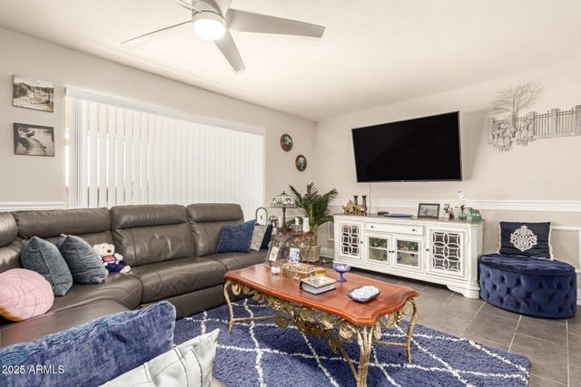 5252 E des moines Street, Mesa, AZ 85205