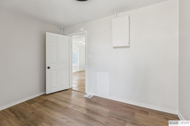 2227 S 12th Street, Omaha, NE 68108