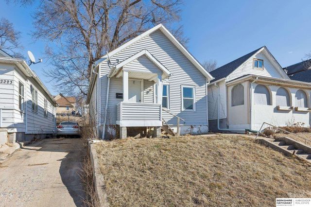 2227 S 12th Street, Omaha, NE 68108