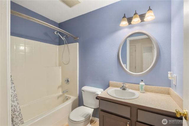 10405 Olympic Place, Anderson Island, WA 98303