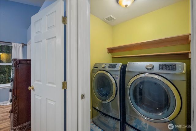 10405 Olympic Place, Anderson Island, WA 98303