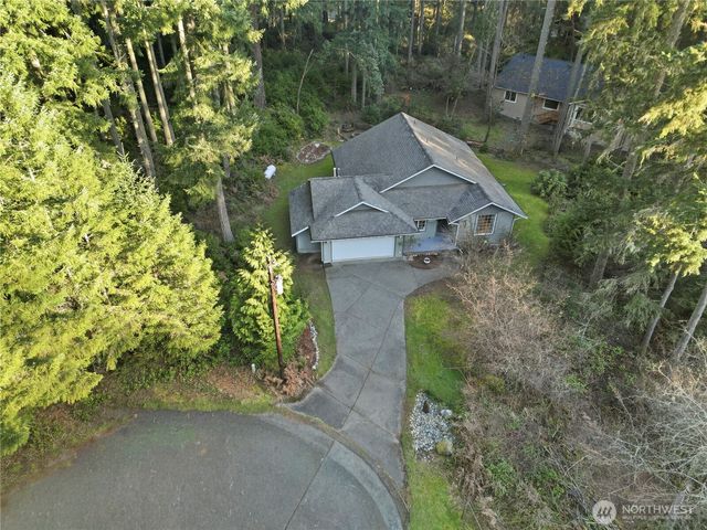 10405 Olympic Place, Anderson Island, WA 98303
