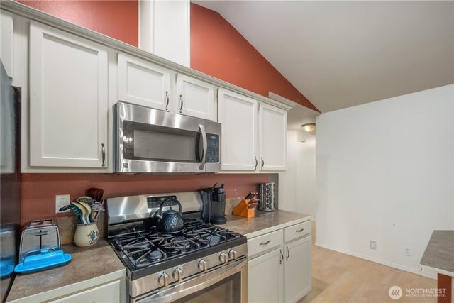 10405 Olympic Place, Anderson Island, WA 98303