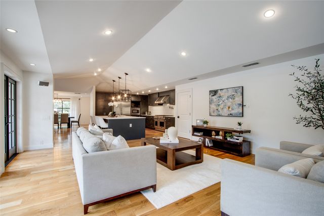 5857 Charlestown Drive, Dallas, TX 75230
