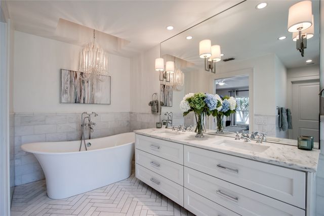 5857 Charlestown Drive, Dallas, TX 75230
