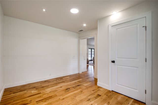 5857 Charlestown Drive, Dallas, TX 75230
