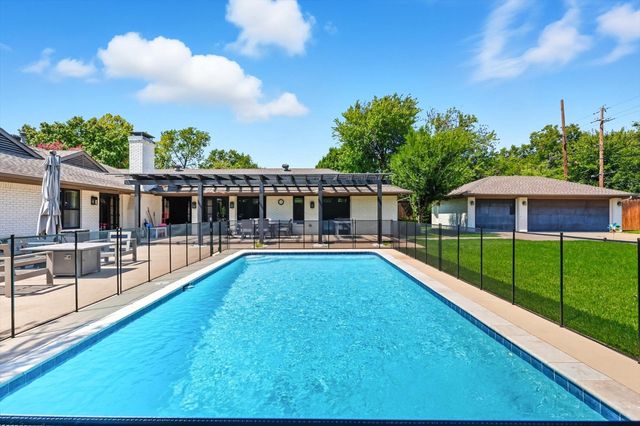 5857 Charlestown Drive, Dallas, TX 75230
