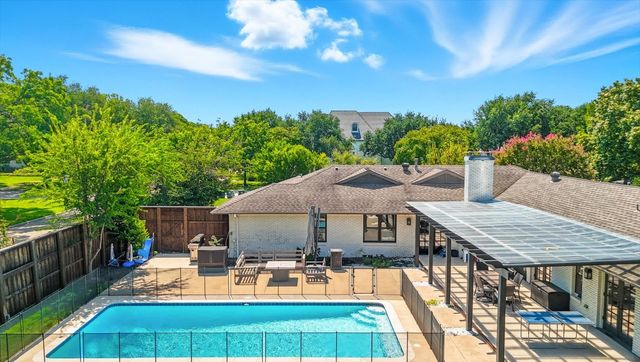 5857 Charlestown Drive, Dallas, TX 75230
