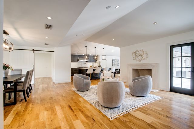 5857 Charlestown Drive, Dallas, TX 75230