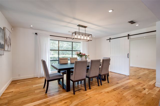 5857 Charlestown Drive, Dallas, TX 75230