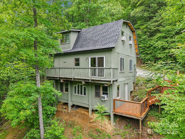 685 Freeman Creek Road, Zirconia, NC 28790