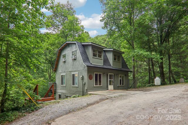 685 Freeman Creek Road, Zirconia, NC 28790
