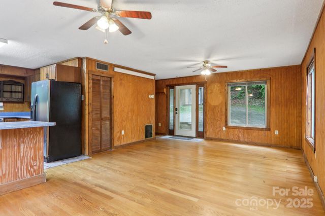 685 Freeman Creek Road, Zirconia, NC 28790