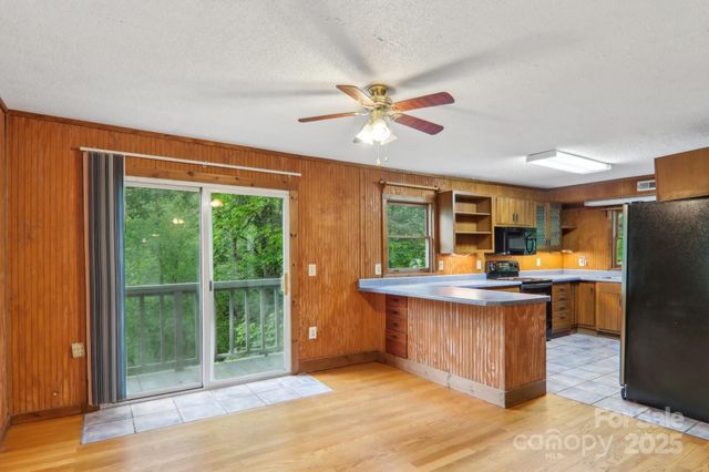 685 Freeman Creek Road, Zirconia, NC 28790