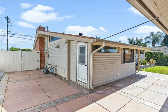 9912 W Harle Avenue, Anaheim, CA 92804