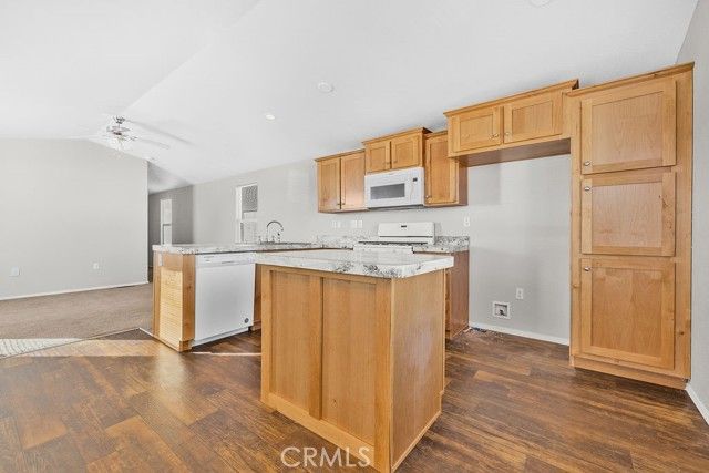 20683 Waalew Rd 048, Apple Valley, CA 92307