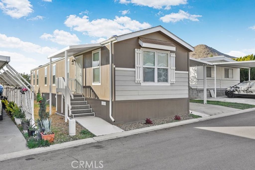 20683 Waalew Rd 048, Apple Valley, CA 92307