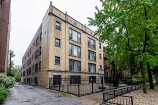 5451 S Cornell Avenue 104, Chicago, IL 60615