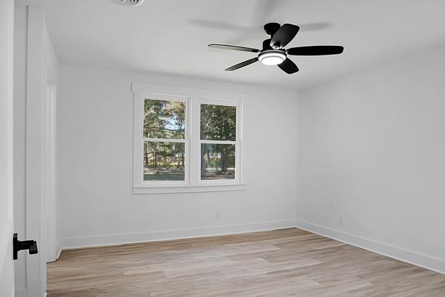 8527 Benjamin Simmons Road, Hollywood, SC 29449