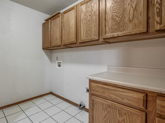 304 Eccell Court, Norman, OK 73072