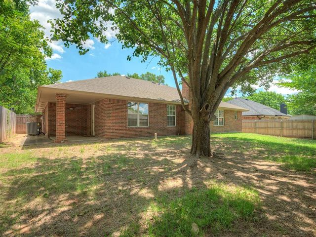304 Eccell Court, Norman, OK 73072