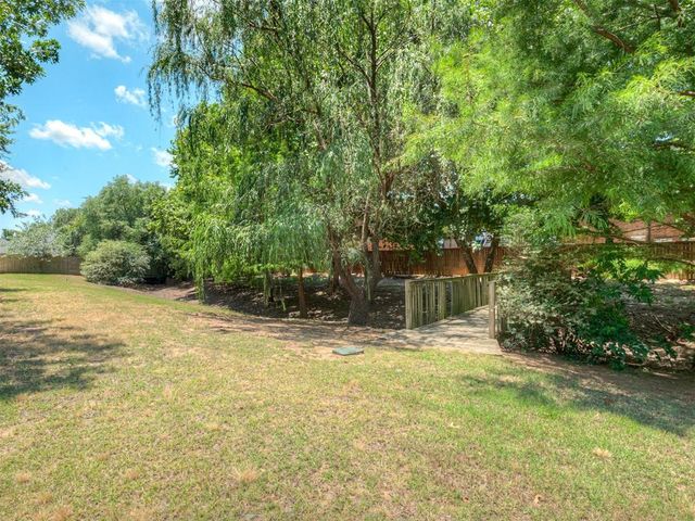 304 Eccell Court, Norman, OK 73072