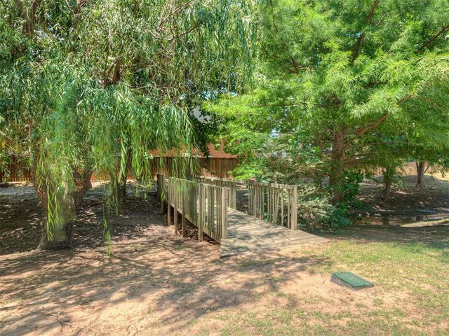 304 Eccell Court, Norman, OK 73072