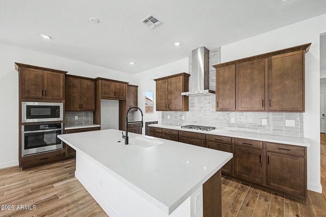 22227 W BLACKHAWK Drive, Surprise, AZ 85387