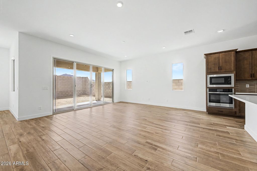 22227 W BLACKHAWK Drive, Surprise, AZ 85387 — photo 5