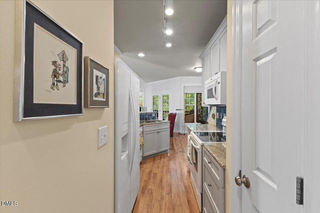153 Summit Oaks Lane, Holly Springs, NC 27540