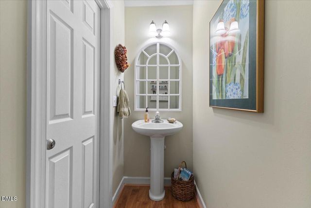 153 Summit Oaks Lane, Holly Springs, NC 27540