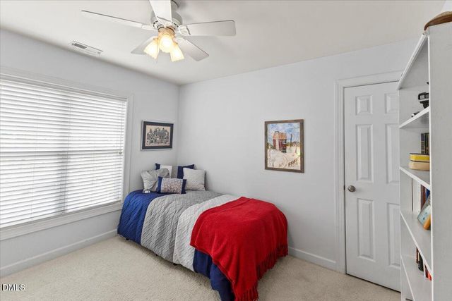 153 Summit Oaks Lane, Holly Springs, NC 27540