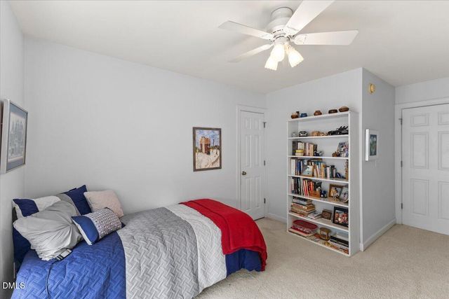 153 Summit Oaks Lane, Holly Springs, NC 27540
