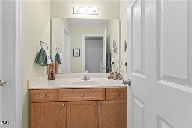 153 Summit Oaks Lane, Holly Springs, NC 27540
