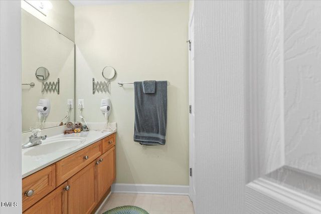 153 Summit Oaks Lane, Holly Springs, NC 27540