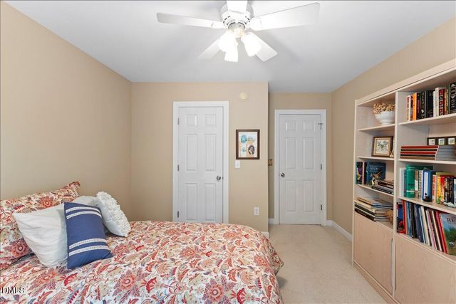 153 Summit Oaks Lane, Holly Springs, NC 27540