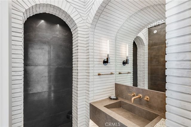 74 Via Del Cielo, Rancho Palos Verdes, CA 90275