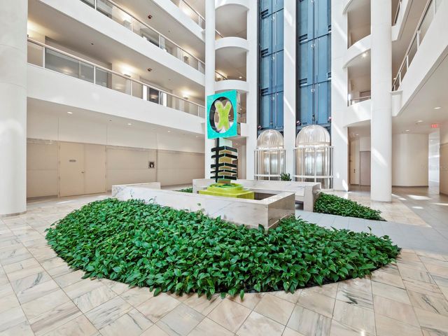 455 LONGBOAT CLUB ROAD 402, Longboat Key, FL 34228