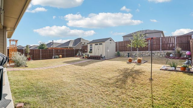 2201 Gill Star Drive, Haslet, TX 76052