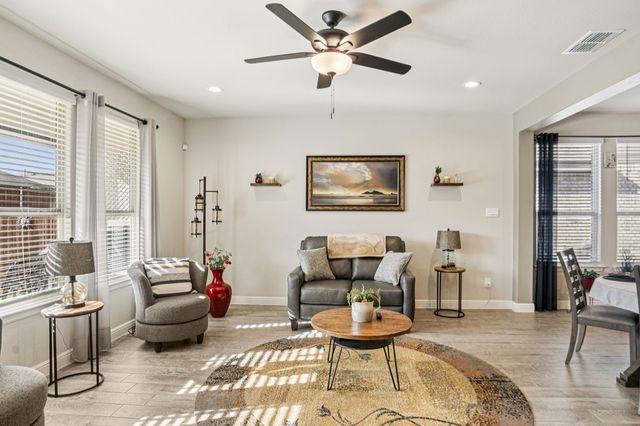 2201 Gill Star Drive, Haslet, TX 76052