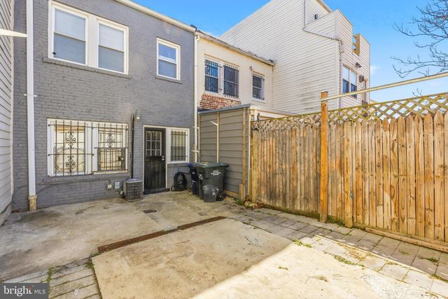 1938 CAPITOL AVE NE, Washington, DC 20002