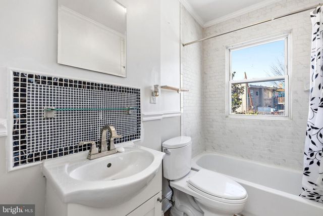 1938 CAPITOL AVE NE, Washington, DC 20002