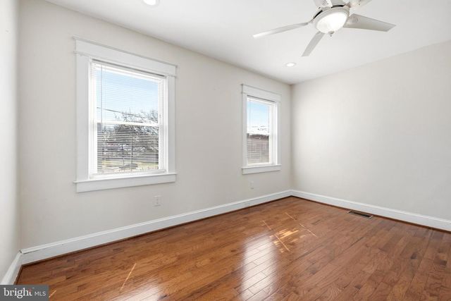 1938 CAPITOL AVE NE, Washington, DC 20002