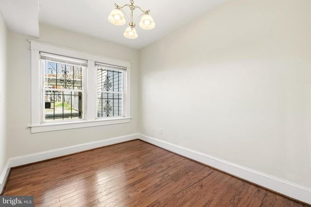 1938 CAPITOL AVE NE, Washington, DC 20002