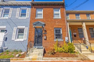 1938 CAPITOL AVE NE, Washington, DC 20002