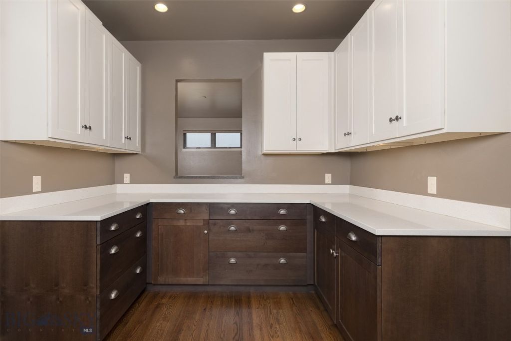 201 & 201 1/2 N Black Avenue, Bozeman, MT 59715 photo 10