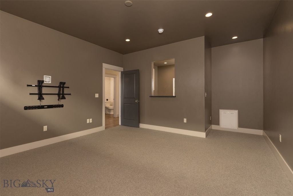 201 & 201 1/2 N Black Avenue, Bozeman, MT 59715 photo 16