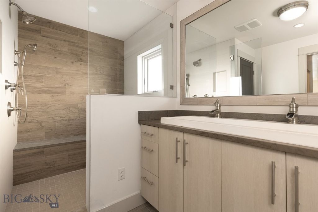 201 & 201 1/2 N Black Avenue, Bozeman, MT 59715 photo 33