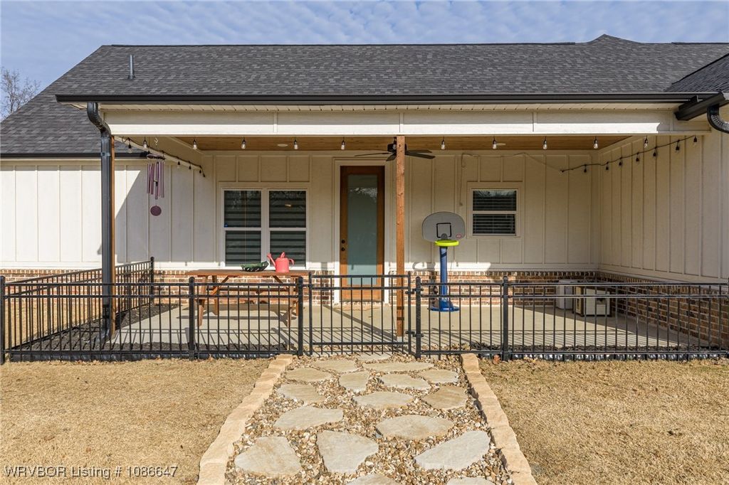 4622 Mize Lane 4622 Mize Lane