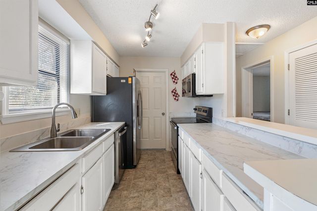 37 Canterbury Court, Columbia, SC 29210